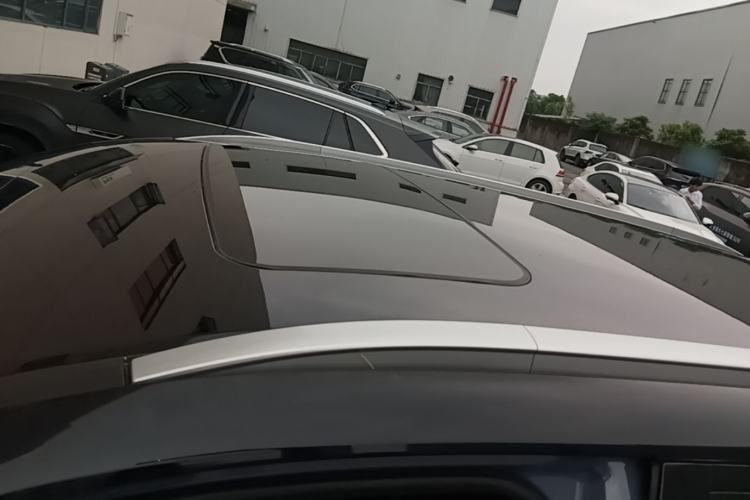 Used Wuling Asta 2021 1.5T CVT Starlight Edition Roof
