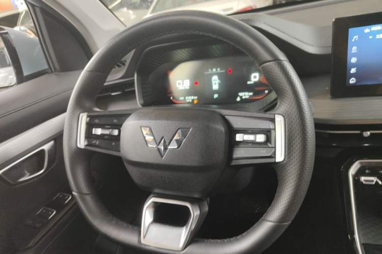 Used Wuling Asta 2021 1.5T CVT Star曜 Edition Steering Wheel
