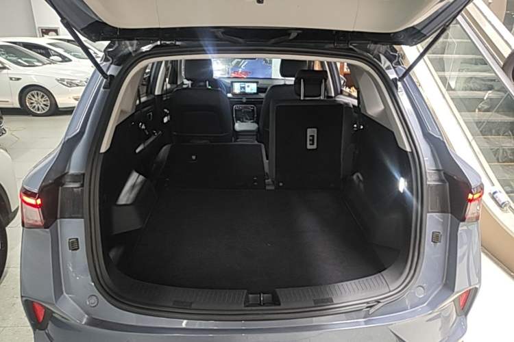 Used Wuling Asta 2021 1.5T CVT Star-Yao Edition Trunk