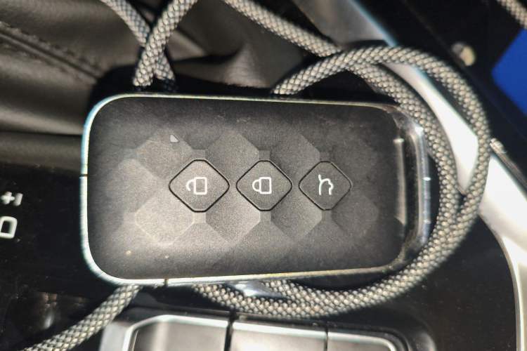 Used Wuling Asta 2021 1.5T CVT Starlight Edition Vehicle Key