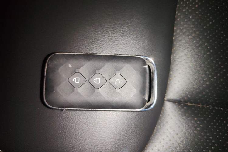 Used Wuling Asta 2021 1.5T CVT Star曜 Edition Vehicle Key
