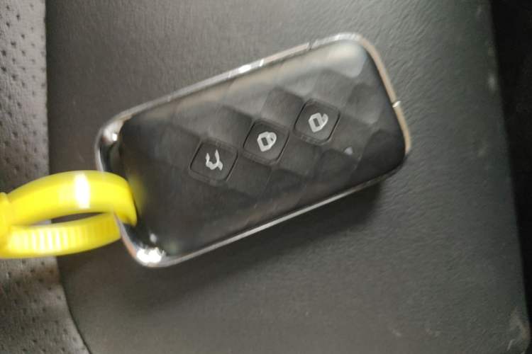 Used Wuling Asta 2021 1.5T CVT Star曜 Edition Vehicle Key