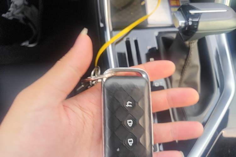 Used Wuling Asta 2021 1.5T CVT Starlight Edition Vehicle Key