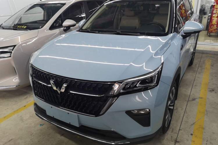 Used Wuling Asta 2021 1.5T CVT Star-Yao Edition Guazi used car, China used car export, Used car for sale, Used  cars, Cheapest cars for sale