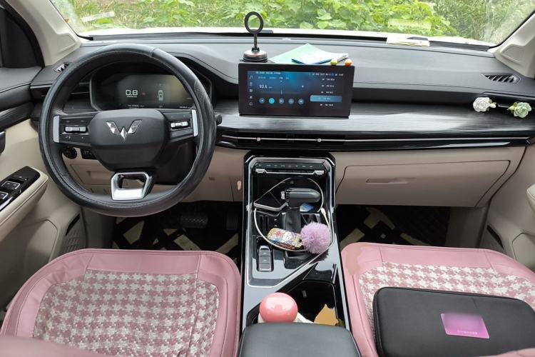 Used Wuling Asta 2021 1.5T CVT Star曜 Edition Center Console