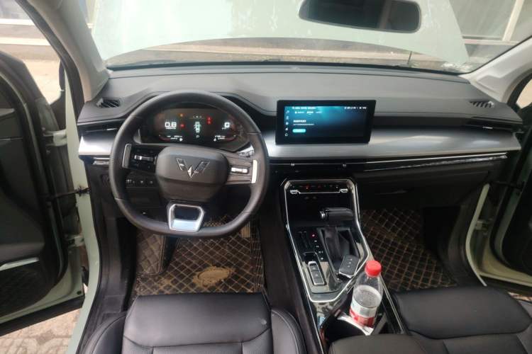 Used Wuling Asta 2021 1.5T CVT Star曜 Edition Center Console