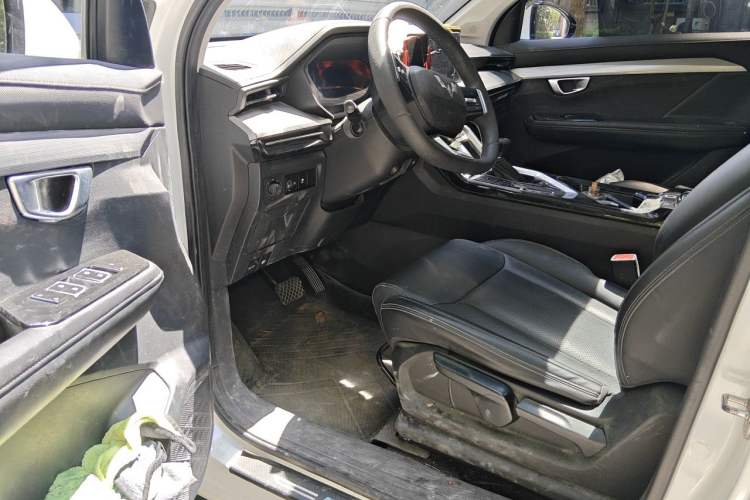 Used Wuling Asta 2021 1.5T CVT Starlight Edition Driver Seat