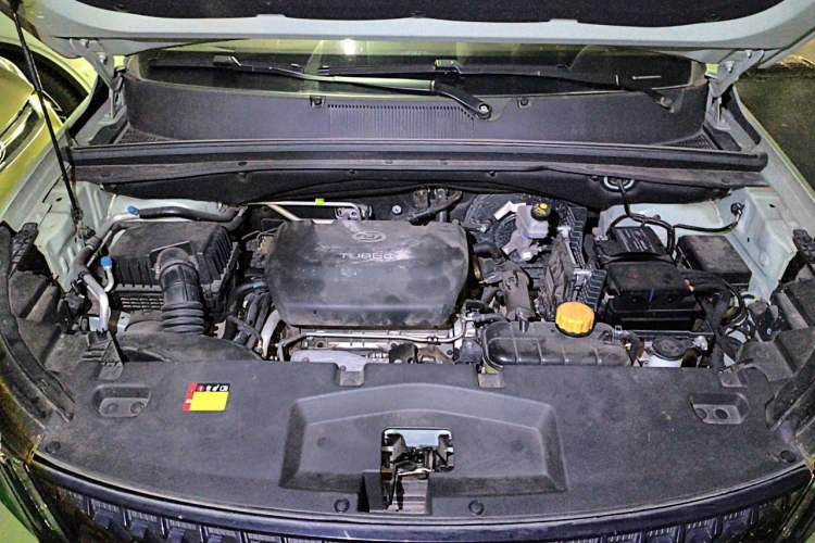 Used Wuling Asta 2021 1.5T CVT Star曜 Edition Engine Bay