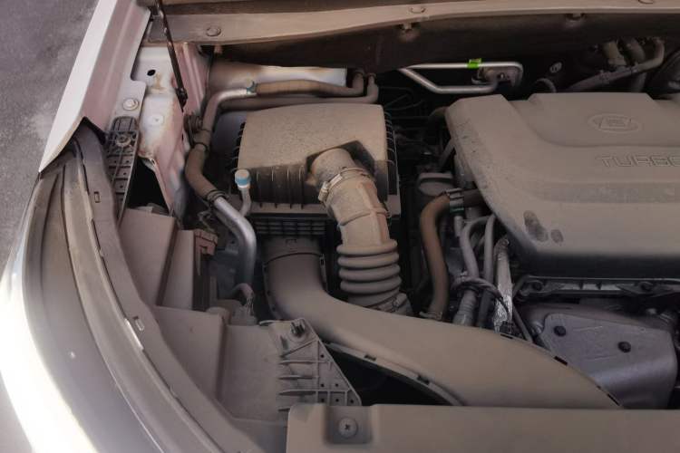 Used Wuling Asta 2021 1.5T CVT Starlight Edition Engine Bay Right