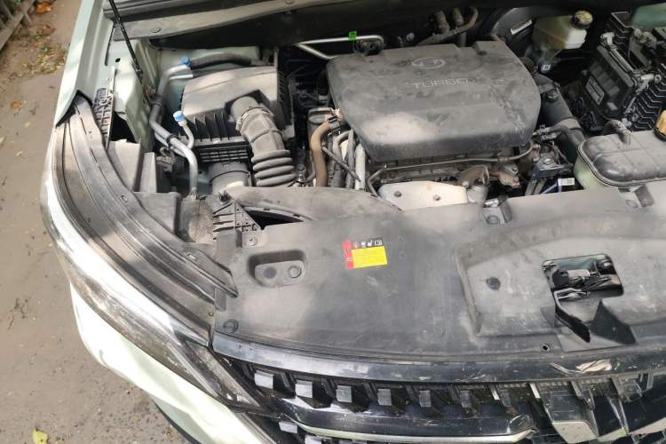 Used Wuling Asta 2021 1.5T CVT Starlight Edition Engine Bay Right