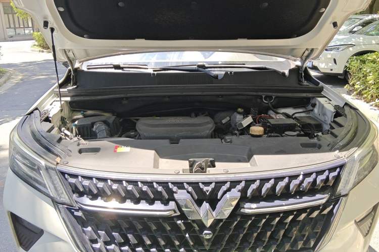 Used Wuling Asta 2021 1.5T CVT Starlight Edition Engine Bay