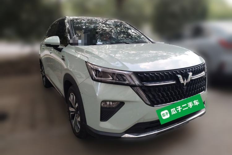 Used Wuling Asta 2021 1.5T CVT Star曜 Edition Front Right 45 Deg