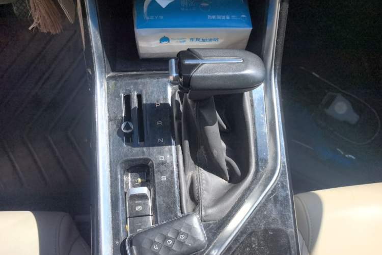 Used Wuling Asta 2021 1.5T CVT Star曜 Edition Gear Lever