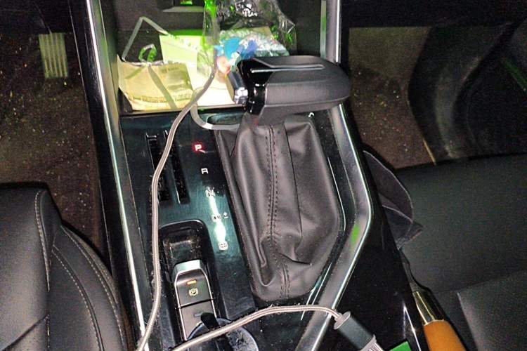 Used Wuling Asta 2021 1.5T CVT Star曜 Edition Gear Lever