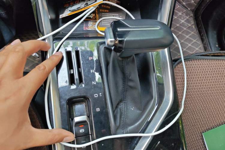 Used Wuling Asta 2021 1.5T CVT Starlight Edition Gear Lever