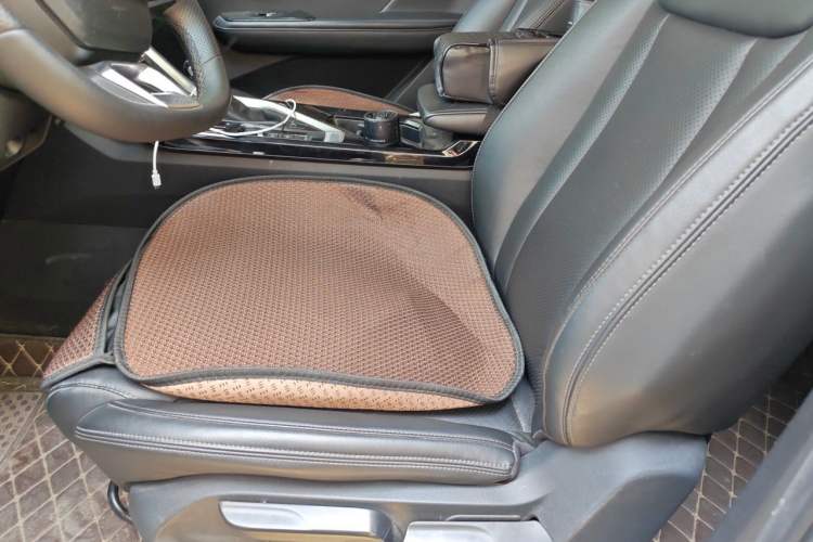 Used Wuling Asta 2021 1.5T CVT Starlight Edition Left Front Seat