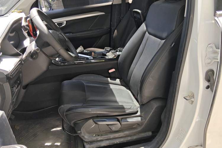 Used Wuling Asta 2021 1.5T CVT Starlight Edition Left Front Seat