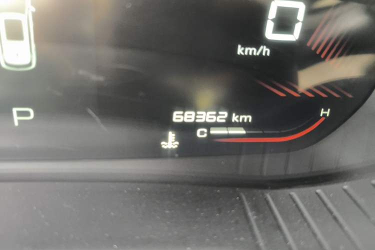 Used Wuling Asta 2021 1.5T CVT Star曜 Edition Odometer Close Up