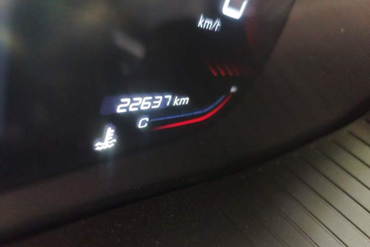 Used Wuling Asta 2021 1.5T CVT Starlight Edition Odometer Close Up