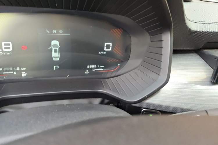 Used Wuling Asta 2021 1.5T CVT Star曜 Edition Odometer Close Up