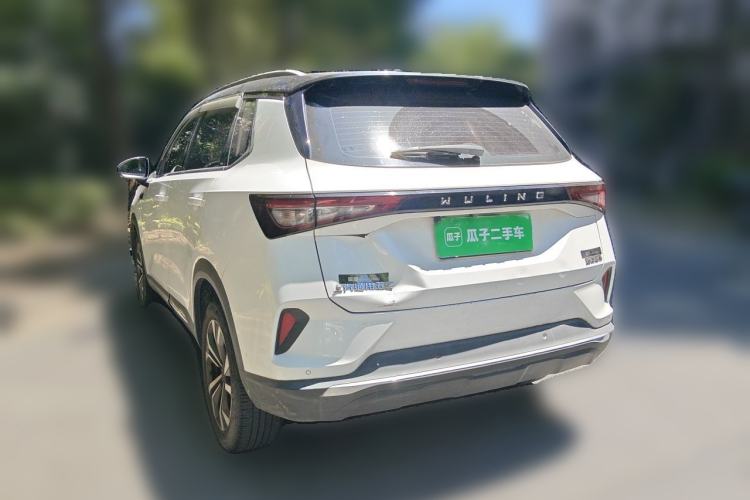 Used Wuling Asta 2021 1.5T CVT Starlight Edition Rear Left 45 Deg