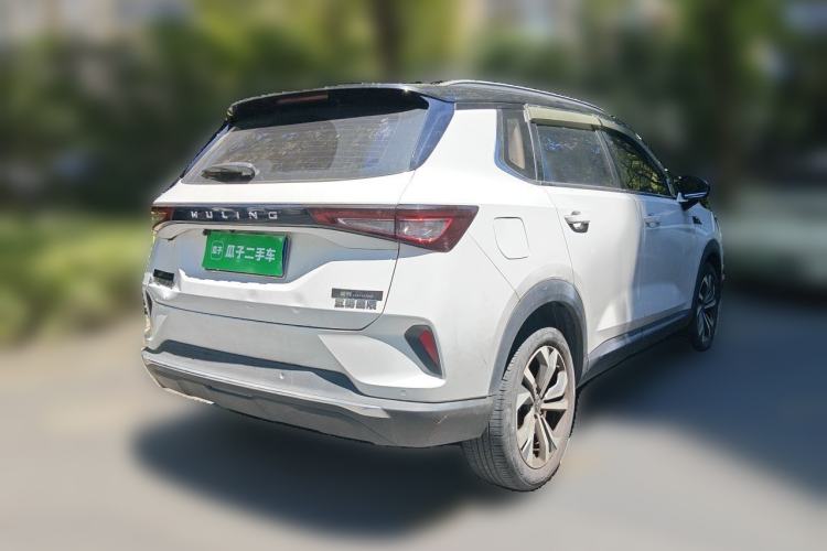 Used Wuling Asta 2021 1.5T CVT Starlight Edition Rear Right 45 Deg