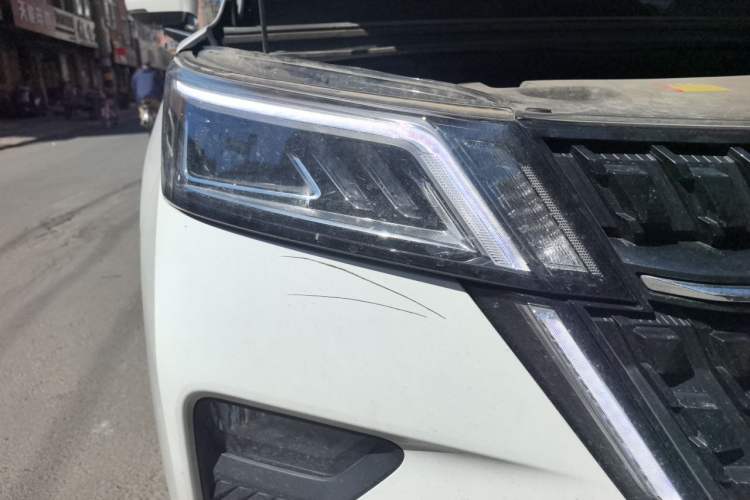 Used Wuling Asta 2021 1.5T CVT Star曜 Edition Right Front Headlight