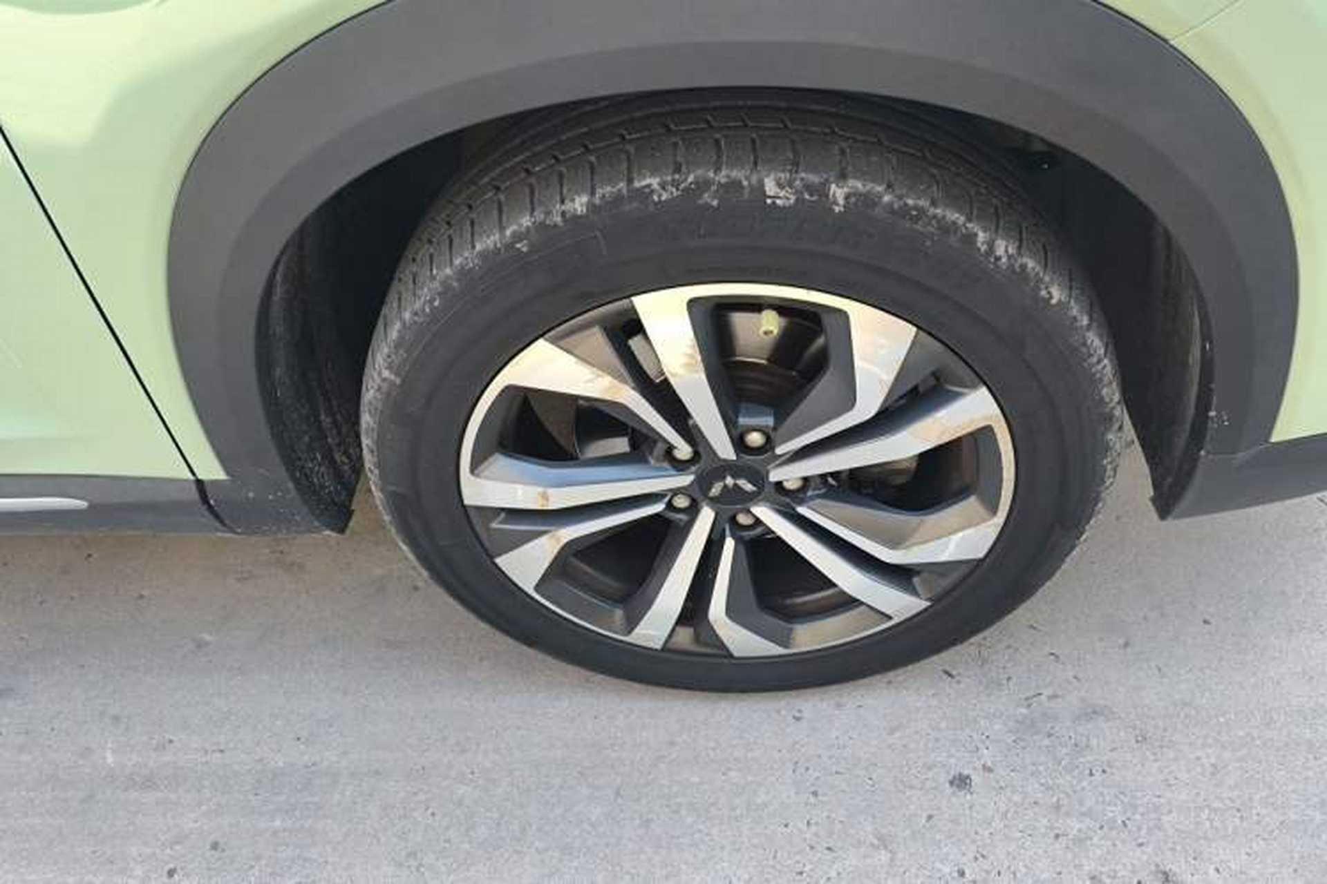 Used Wuling Asta 2021 1.5T CVT Starlight Edition Right Front Wheel Hub