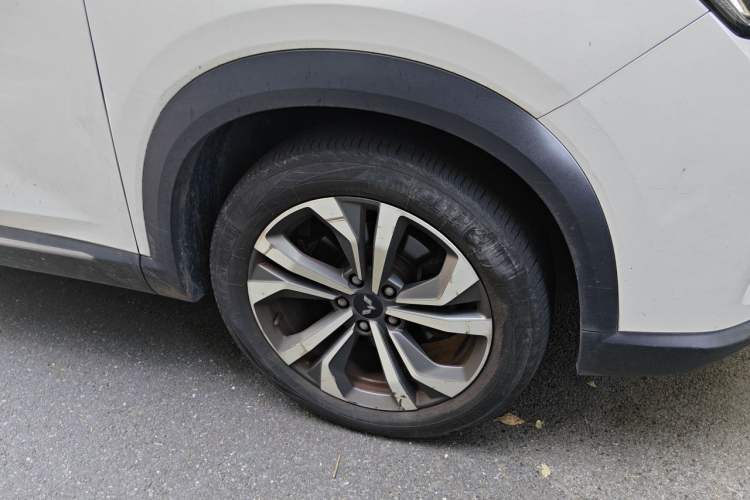 Used Wuling Asta 2021 1.5T CVT Starlight Edition Right Front Wheel Hub