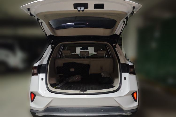 Used Wuling Asta 2021 1.5T CVT Star曜 Edition Trunk