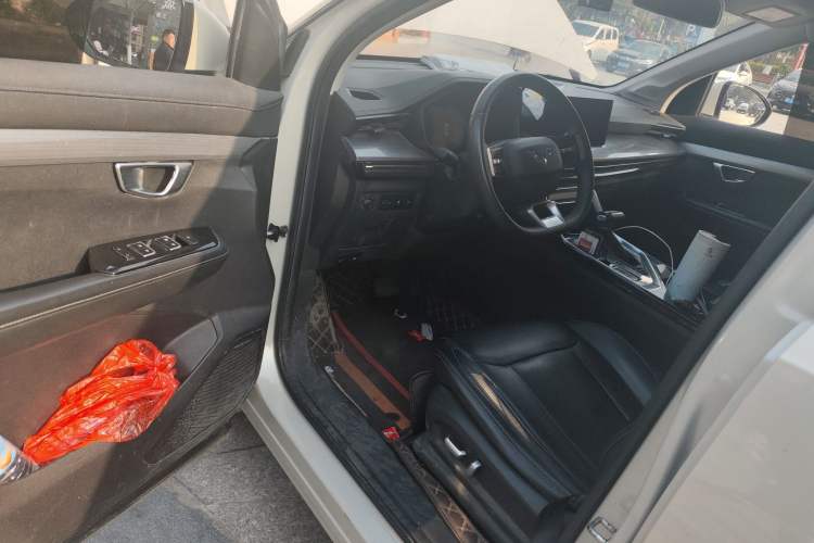 Used Wuling Asta 2021 1.5T CVT Star曜 Edition Driver Seat