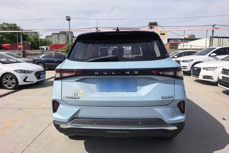 Used Wuling Asta 2021 1.5T CVT Starlight Edition Exterior 4