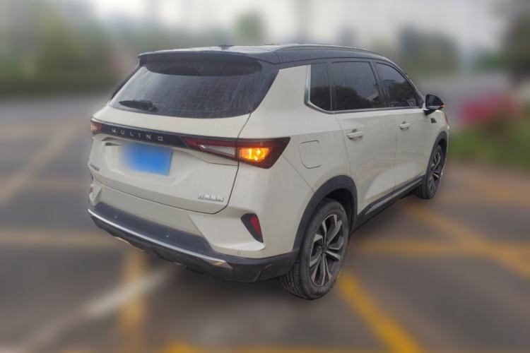 Used Wuling Asta 2021 1.5T CVT Starlight Edition Exterior 5