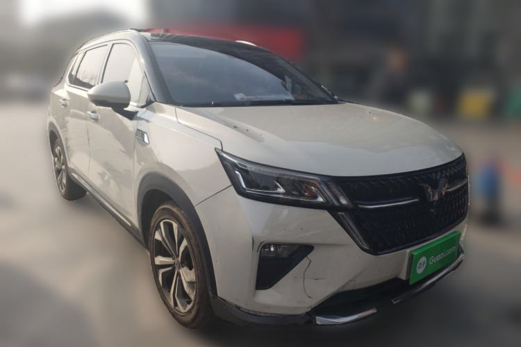 Used Wuling Asta 2021 1.5T CVT Star曜 Edition Front Right 45 Deg