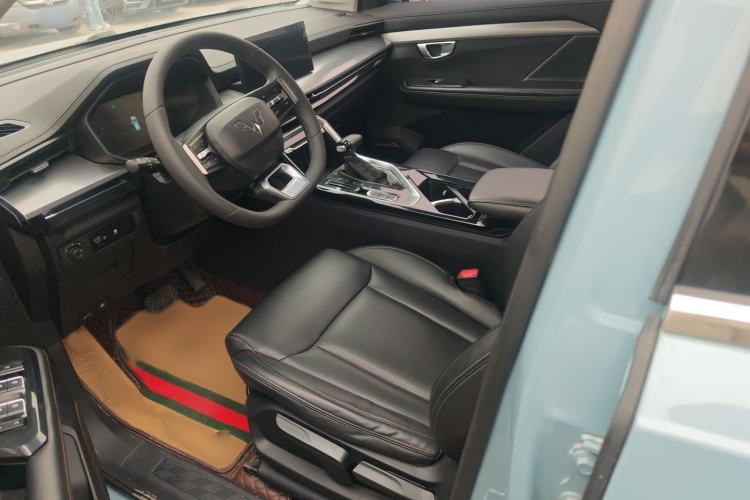 Used Wuling Asta 2021 1.5T CVT Starlight Edition Left Front Seat