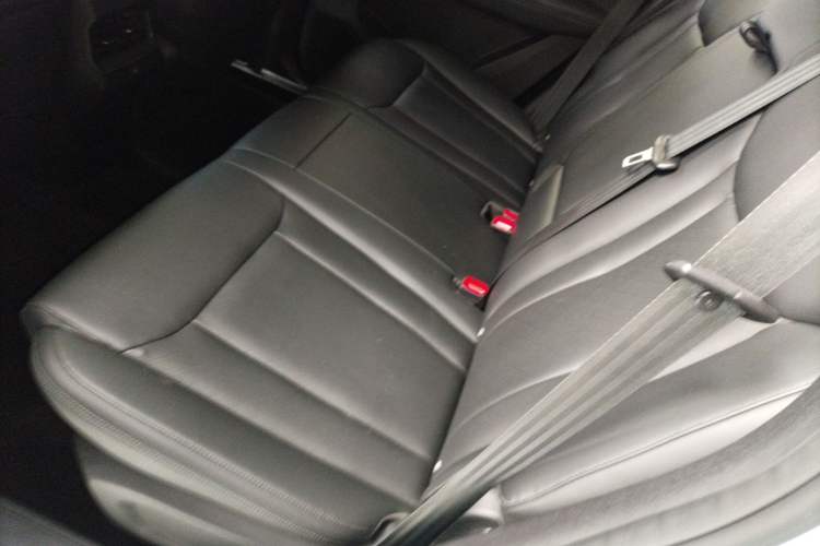 Used Wuling Asta 2021 1.5T CVT Star曜 Edition Left Rear Seat