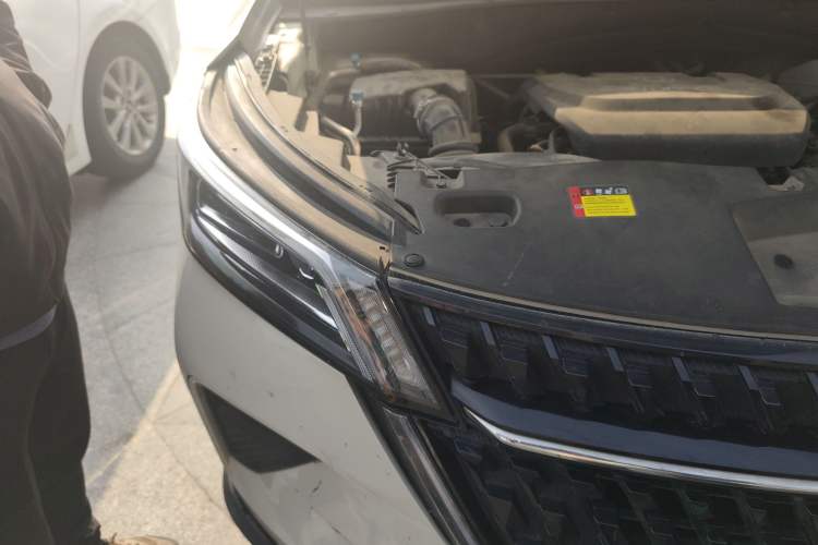 Used Wuling Asta 2021 1.5T CVT Star曜 Edition Right Front Headlight