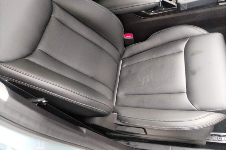 Used Wuling Asta 2021 1.5T CVT Star曜 Edition Right Front Seat
