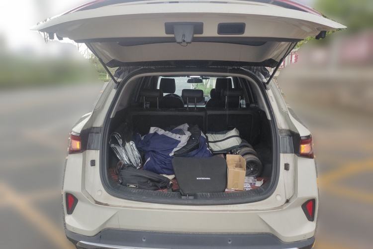 Used Wuling Asta 2021 1.5T CVT Starlight Edition Trunk