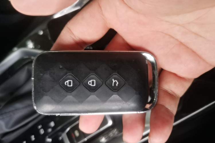 Used Wuling Asta 2021 1.5T CVT Starlight Edition Vehicle Key