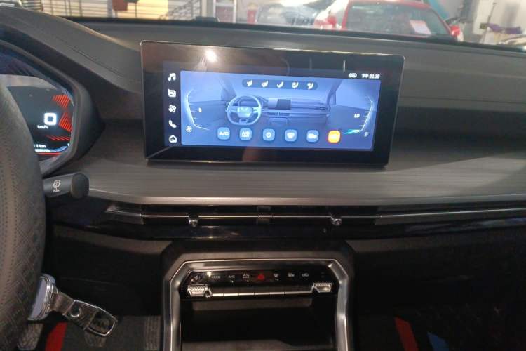 Used Wuling Asta 2021 1.5T Manual Star Edition Audio And AC Panel