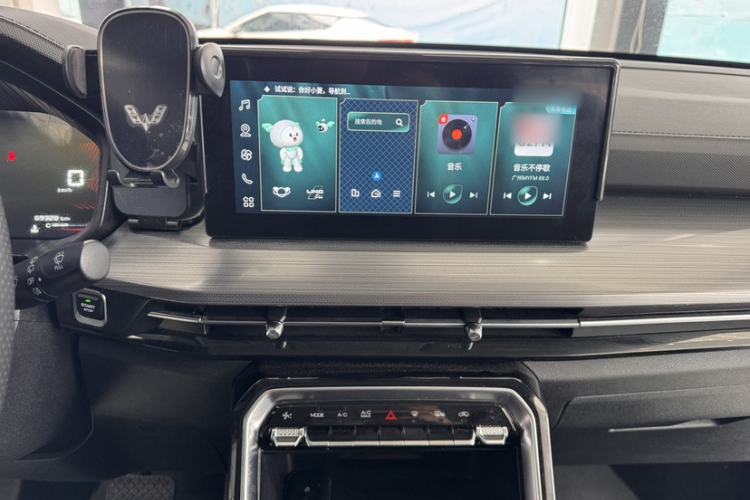 Used Wuling Asta 2021 1.5T CVT Starlight Edition Audio And AC Panel