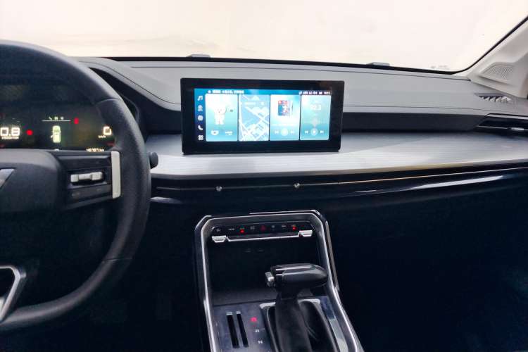 Used Wuling Asta 2021 1.5T CVT Starlight Edition Audio And AC Panel