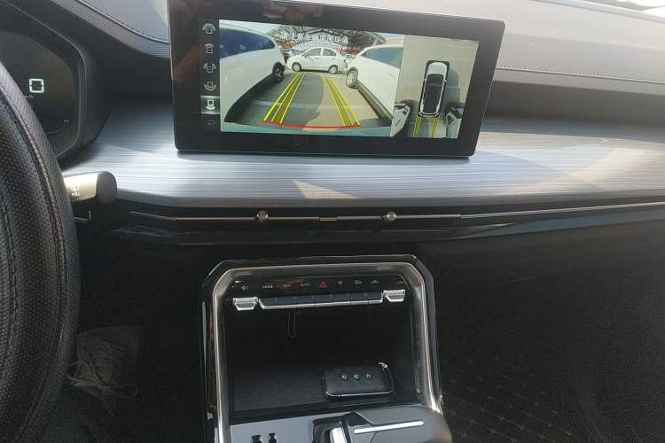 Used Wuling Asta 2021 1.5T CVT Star曜 Edition Audio And AC Panel