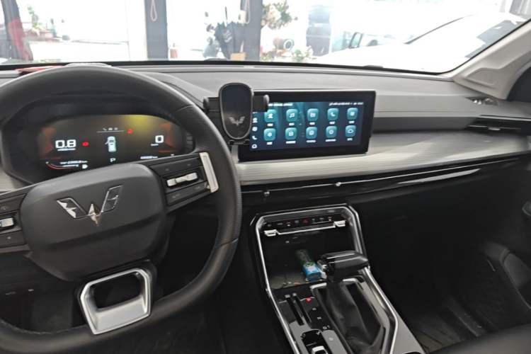 Used Wuling Asta 2021 1.5T CVT Starlight Edition Center Console