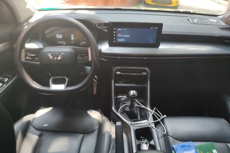 Used Wuling Asta 2021 1.5T Manual Starlight Edition Center Console