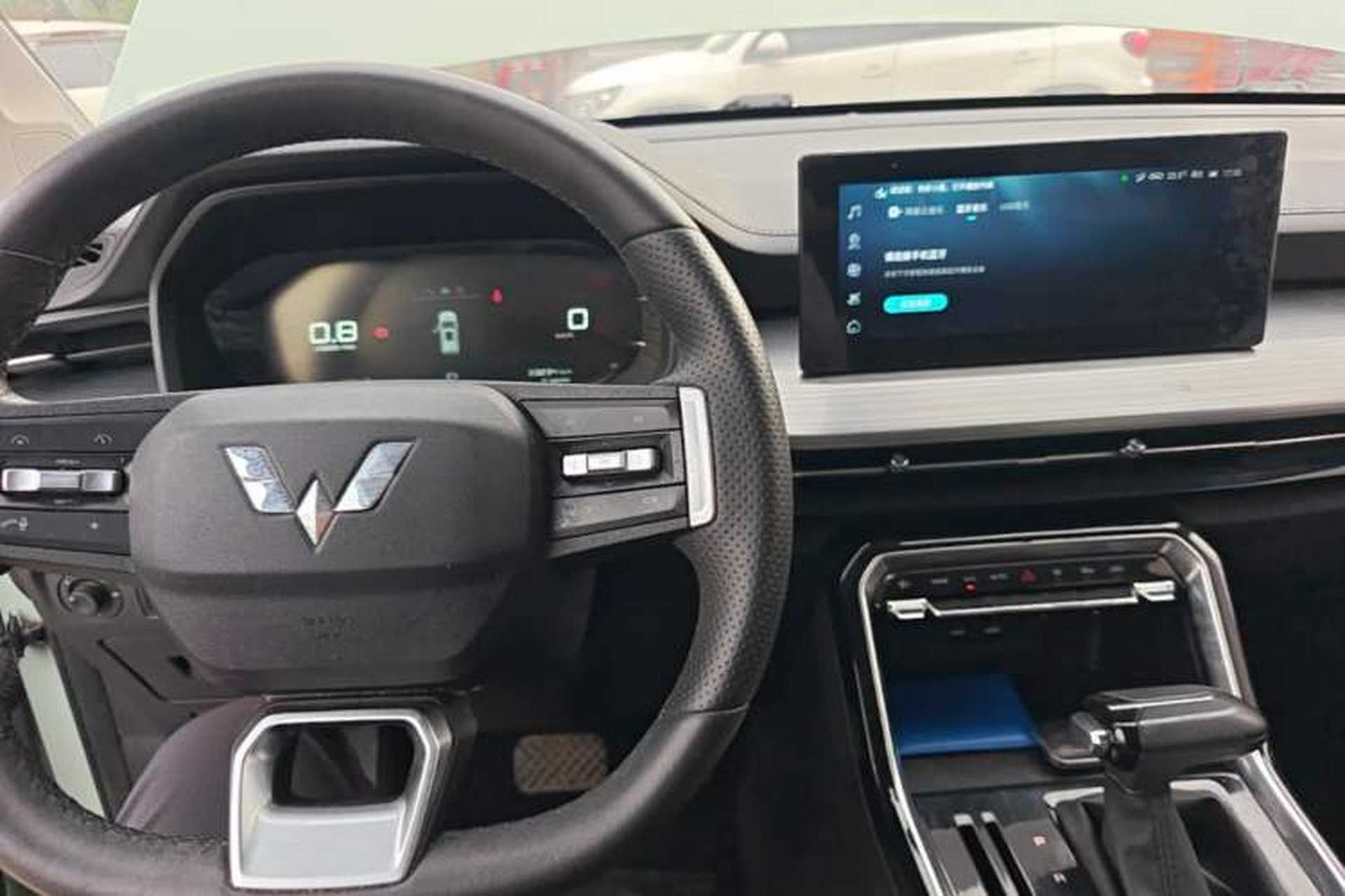 Used Wuling Asta 2021 1.5T CVT Star曜 Edition Center Console