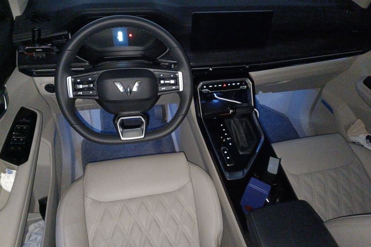 Used Wuling Asta 2021 1.5T CVT Star曜 Edition Center Console