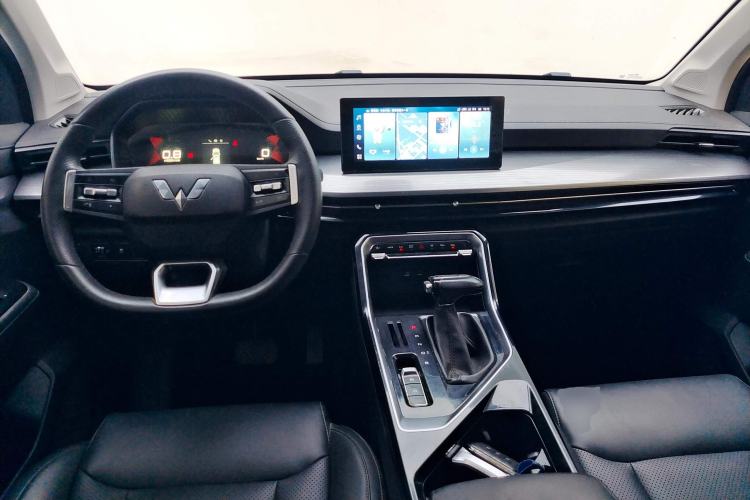Used Wuling Asta 2021 1.5T CVT Starlight Edition Center Console