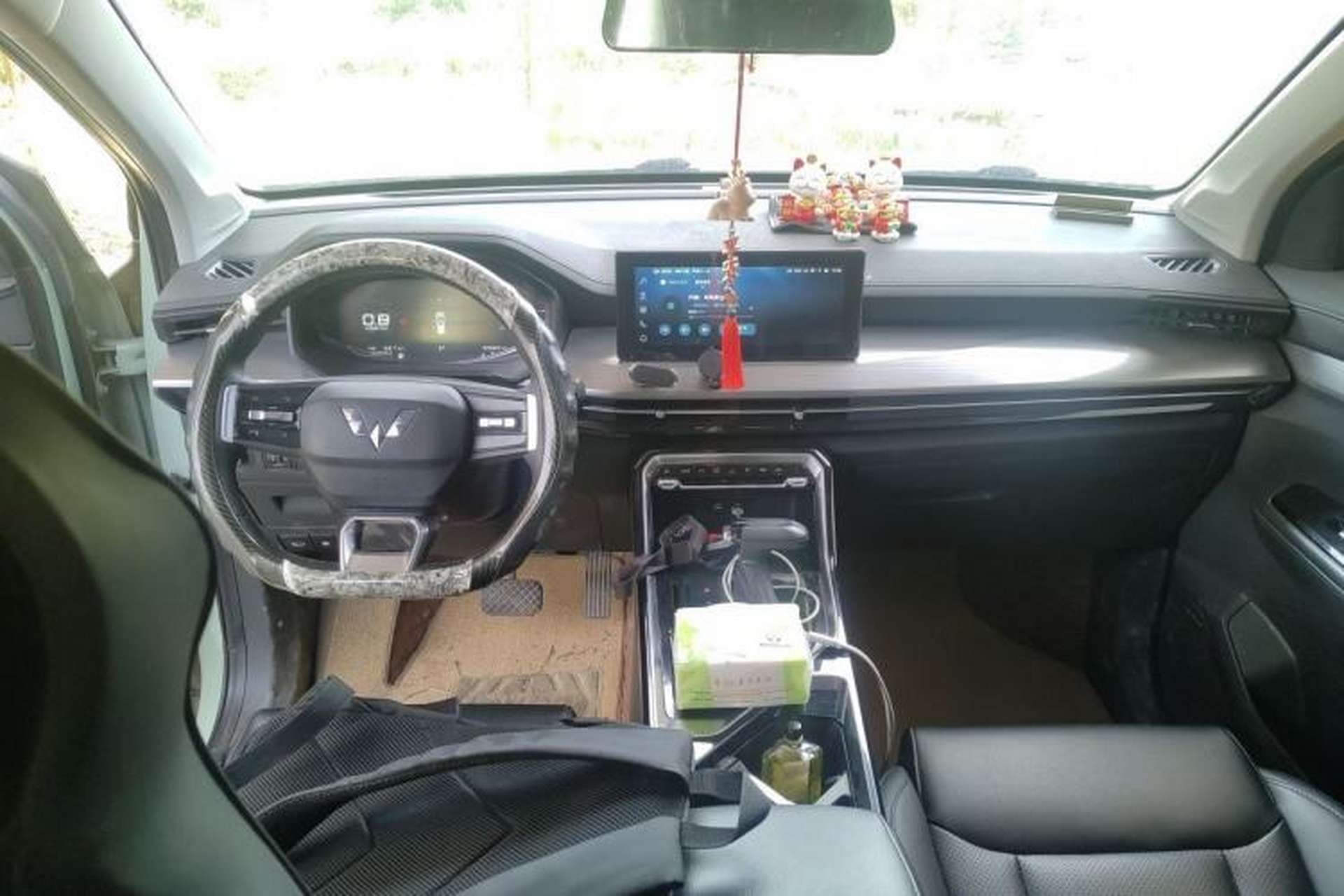 Used Wuling Asta 2021 1.5T CVT Starlight Edition Center Console